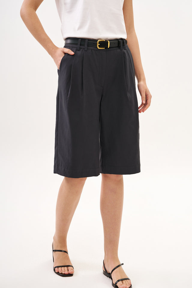 Noah Bermuda Tencel Black