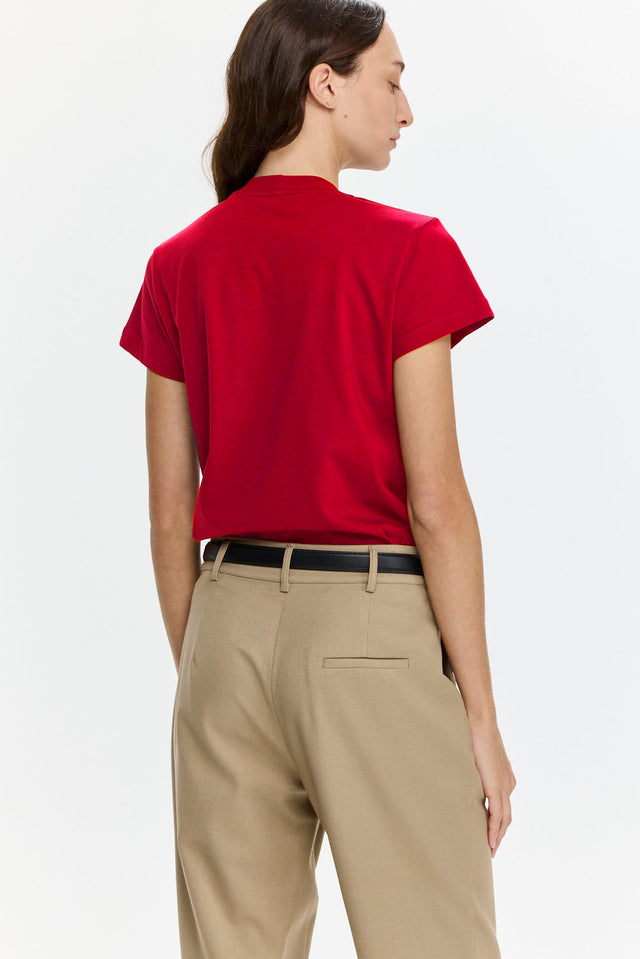 Tres Fitted T Red