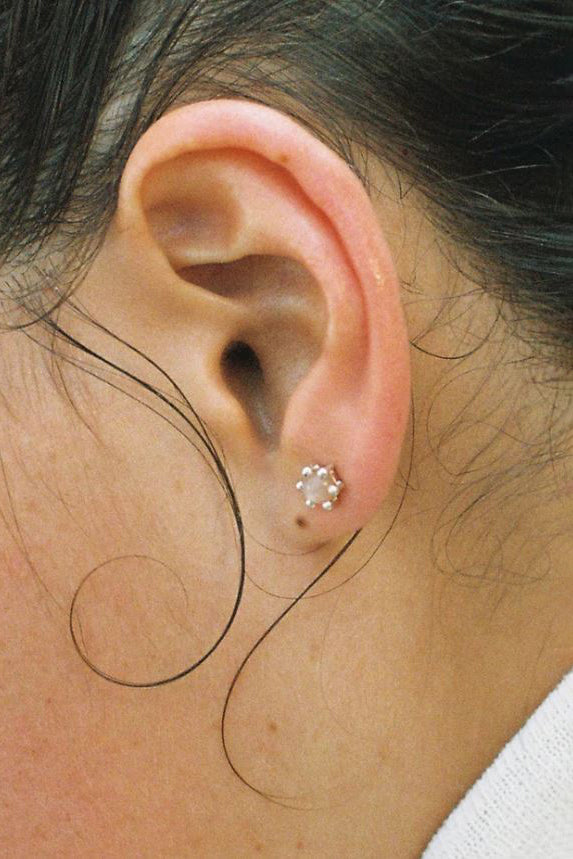 Gem Stud Earrings - Peach Moonstone