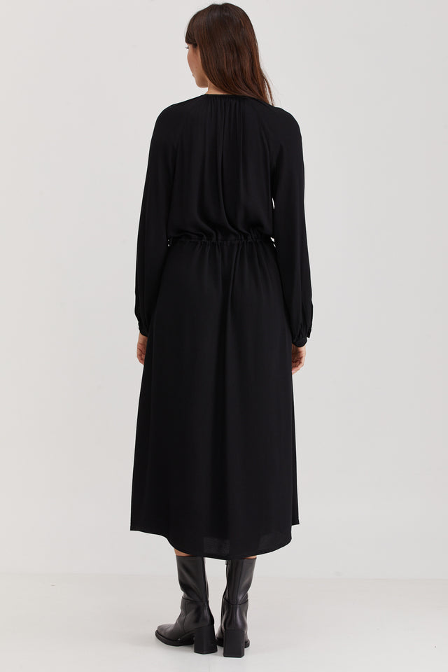 Nur Midi Dress Black