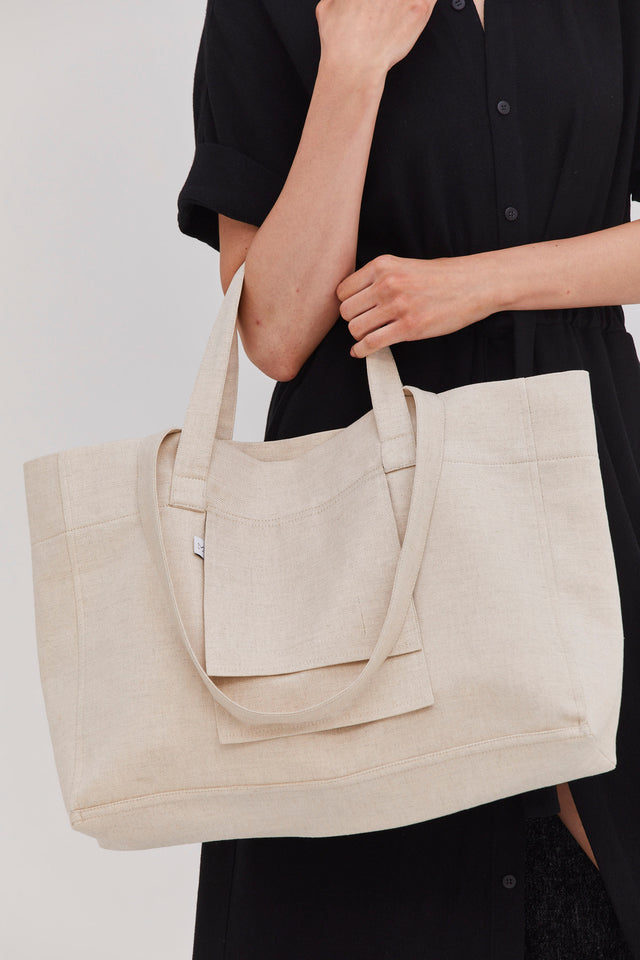 TRES tote Bag