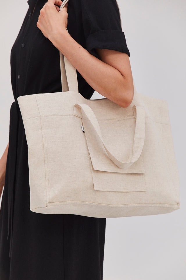 TRES tote Bag